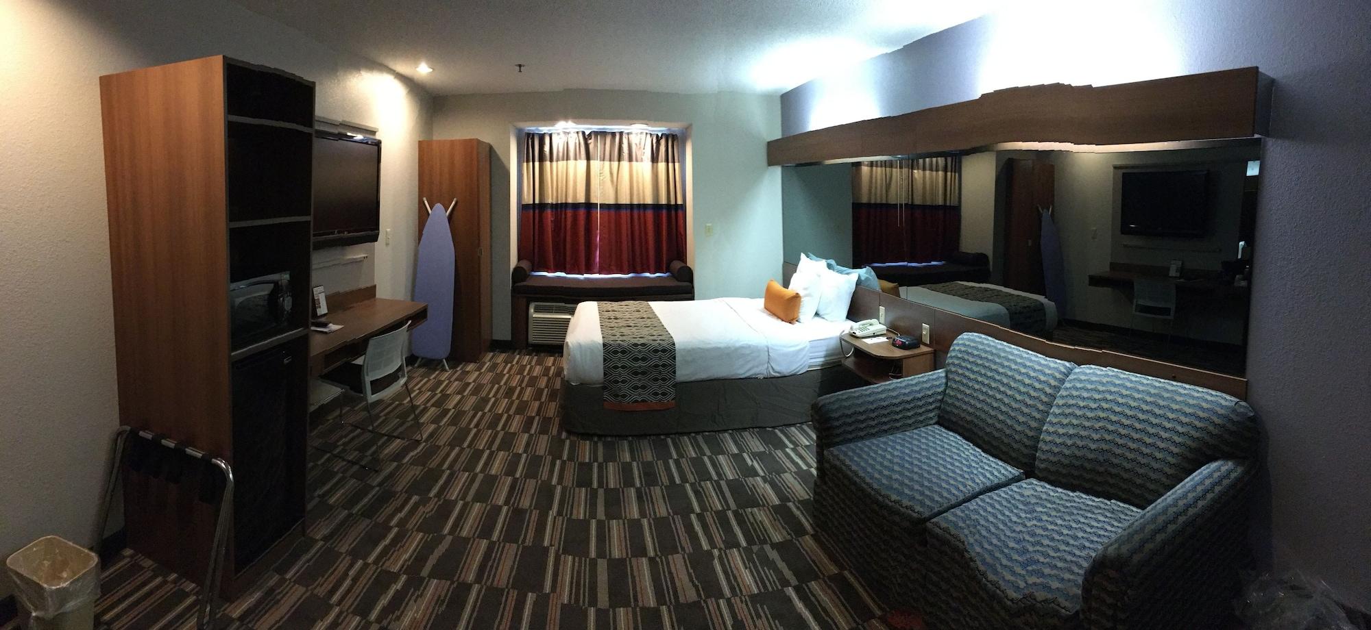 Microtel Inn & Suites By Wyndham Philadelphia Airport Εξωτερικό φωτογραφία