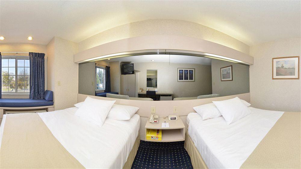 Microtel Inn & Suites By Wyndham Philadelphia Airport Εξωτερικό φωτογραφία